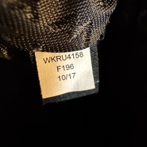 Kate Spade Bay Street Tote Bag in Tan and Black - Picture 5 of 14